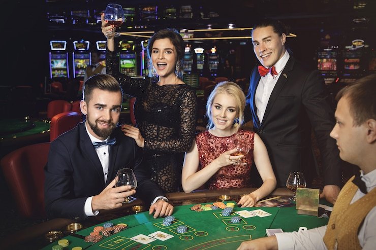 Live blackjack table on qqstar88 slot with parlay option after each hand Live blackjack table on qqstar88 slot with parlay option after each hand